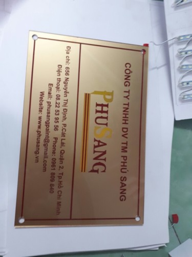 Làm Bảng Tên Công Ty Giá Rẻ