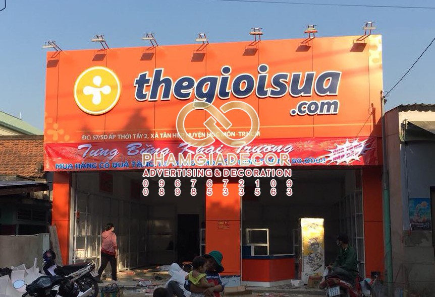 Làm bảng hiệu quận Tân Bình