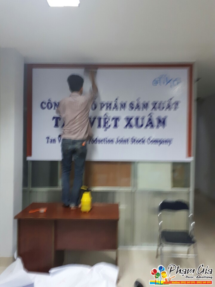 thi cong bang hieu van phong