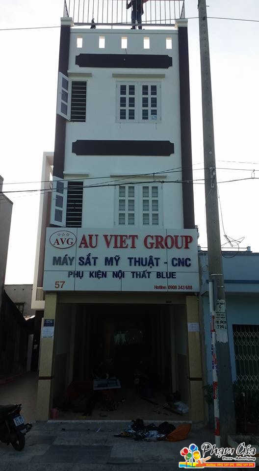 thi cong bien hieu alu