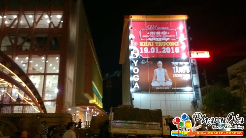 thi cong pano op tuong