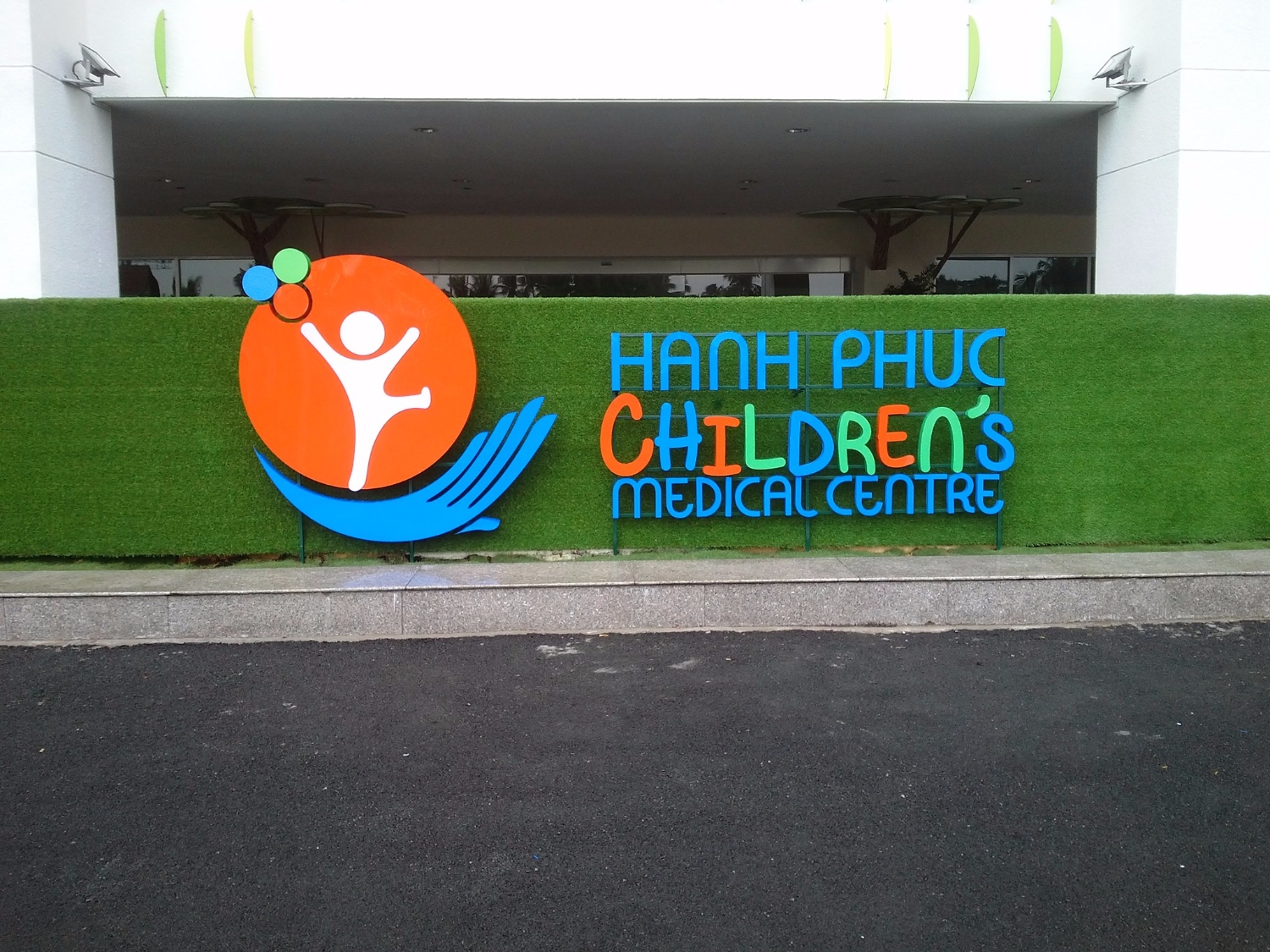 Làm bảng hiệu quảng cáo